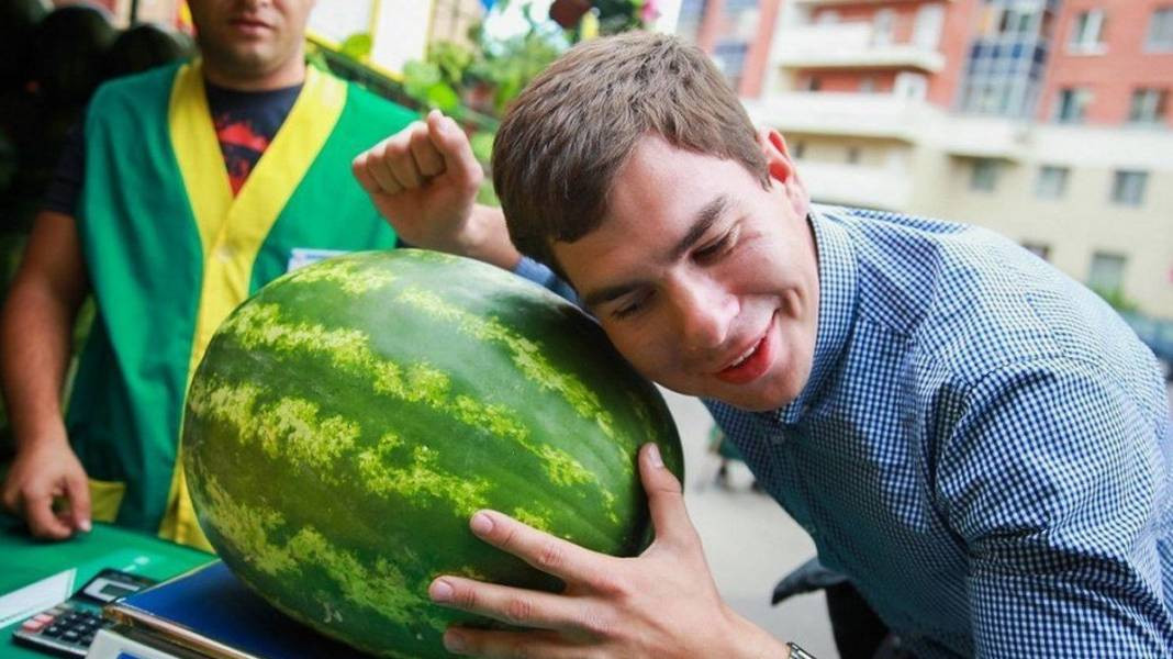 Usta manavlar biliyor sadece bu sırları! Karpuz seçerken yapın asla kelek çıkmıyor - Resim: 43